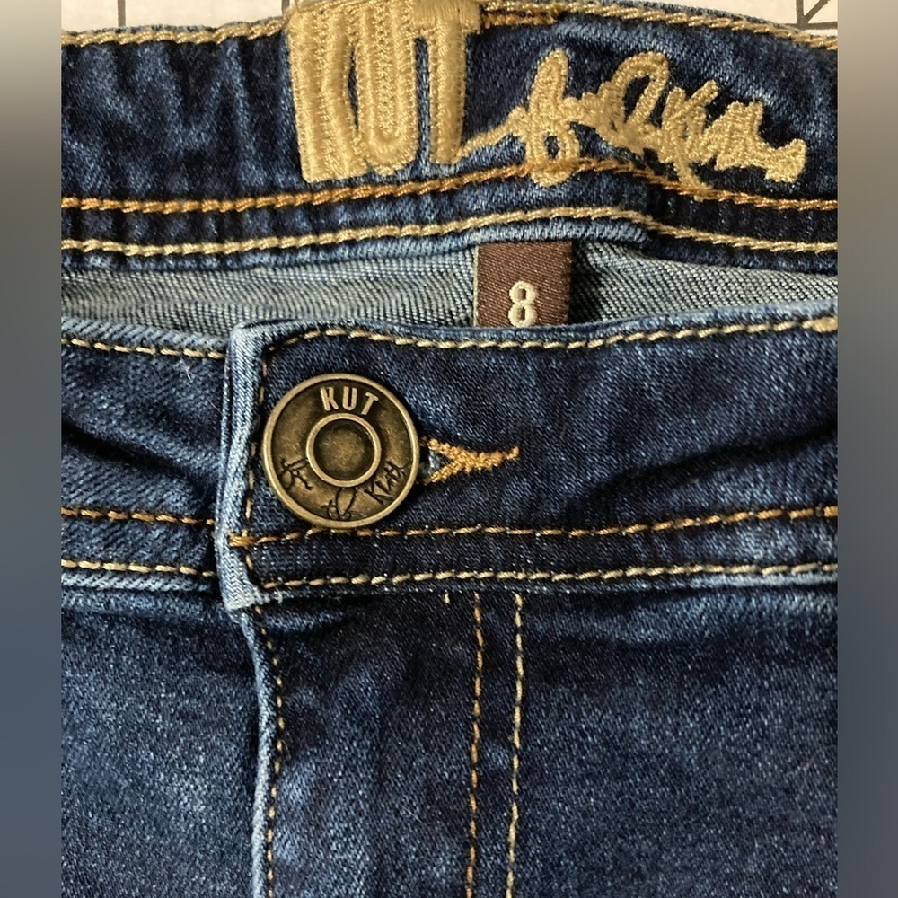 Kut From The Kloth Size 8 Cropped Ankle Cuffed‎ Jeans
